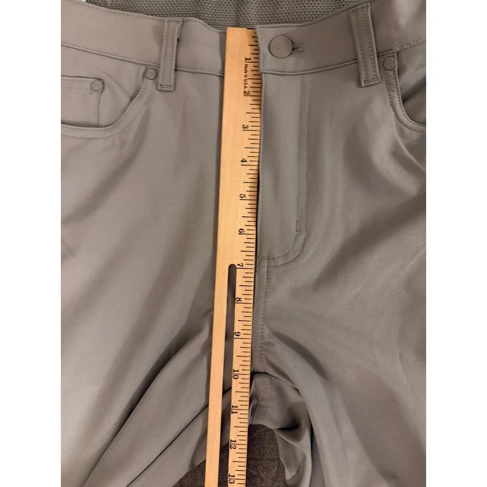 Greg Norman Shark Mens Gray Performance Golf Pants Stretch 32x30 NEW